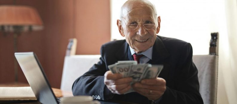 Understanding How Fixed Annuities Can Bolster Your Retirement Portfolio